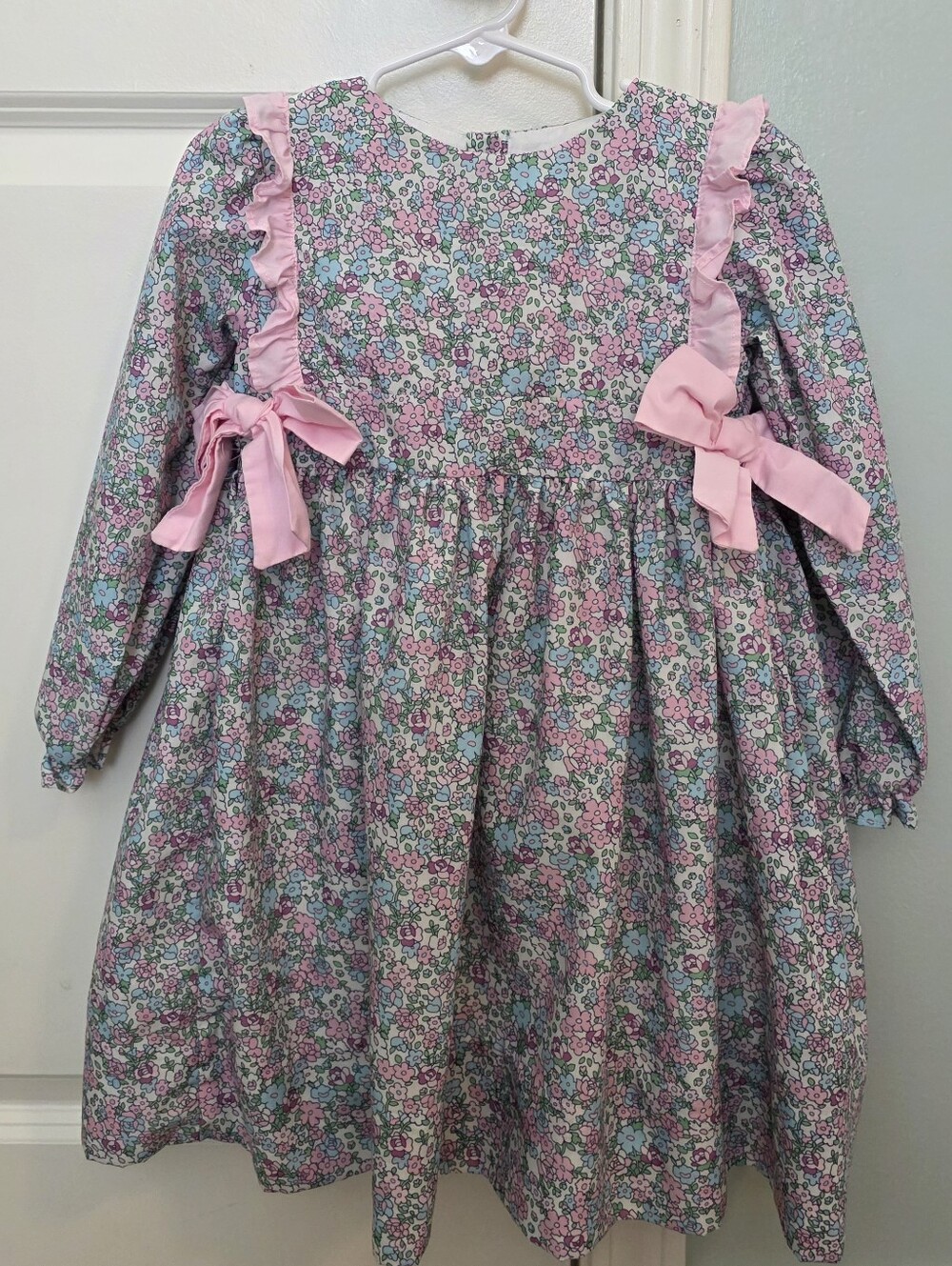 Cecil & Lou 5 5t Smocked Like Floral Long Sleeve Kids Dress w/ Pink Ruffle Bows